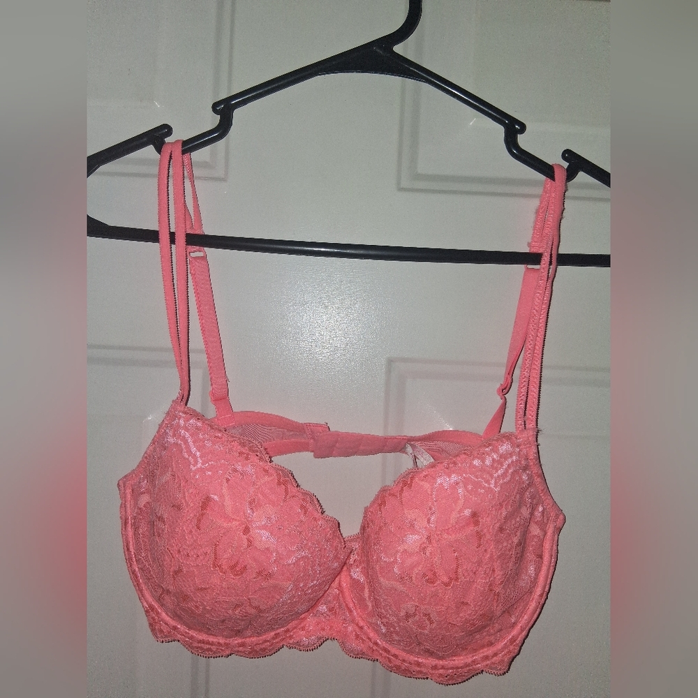 VS PINK Victoria's Secret Pink Lace Underwire Bra34D Lightly Lined Demi - Picture 6 of 6